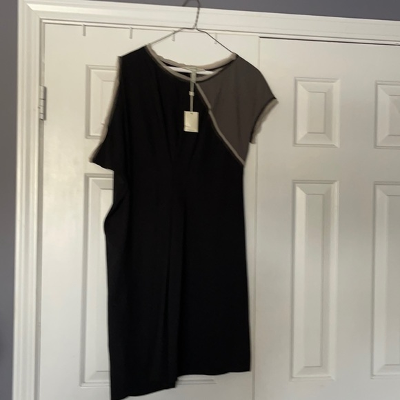 NWT BCBGMAXAZRIA Runway Asymmetrical cold shoulder color block tunic dress XXS - Picture 3 of 16